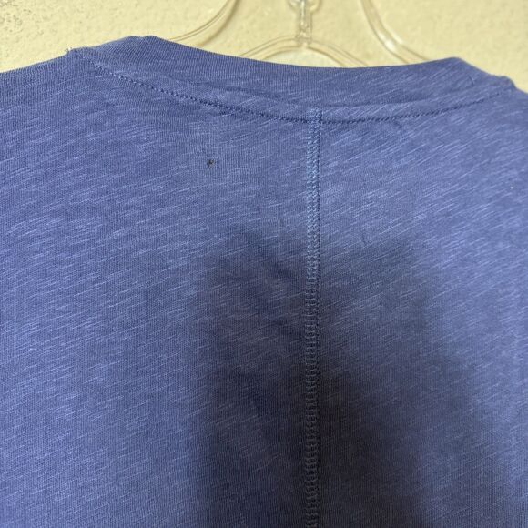 J. Crew Girlfriend Tee Blue Women’s Size XXS New Small Hole on Back Near Collar - Picture 4 of 8